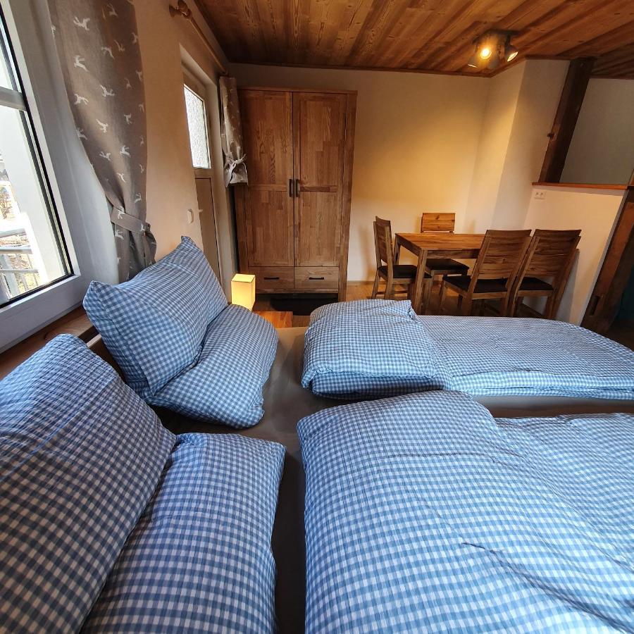 Alte Backstube - Ferienwohnung Huettenstube Und Ferienzimmer Auszeit Erkenbrechtsweiler Exteriér fotografie
