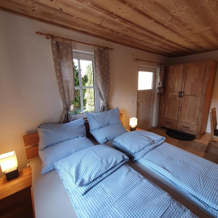 Alte Backstube - Ferienwohnung Huettenstube Und Ferienzimmer Auszeit Erkenbrechtsweiler Exteriér fotografie