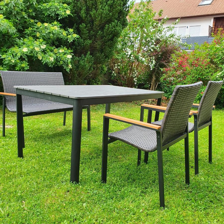 Alte Backstube - Ferienwohnung Huettenstube Und Ferienzimmer Auszeit Erkenbrechtsweiler Exteriér fotografie